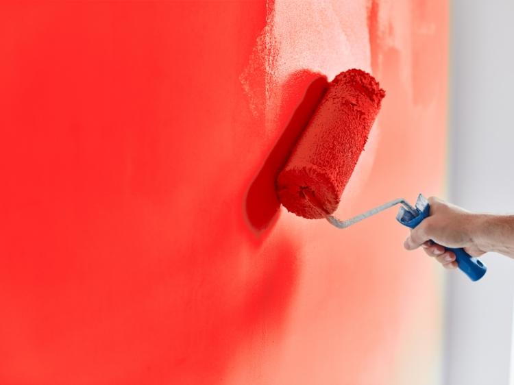 Malowanie wałkiem ściany
